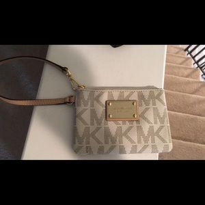 Michael Kors wristlet